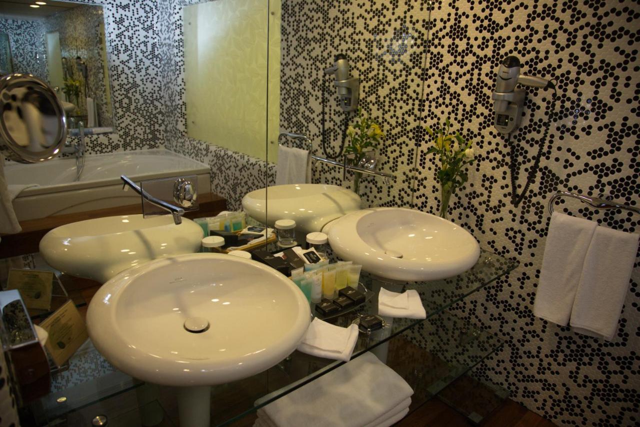 Cpankara Hotel Экстерьер фото Bathroom