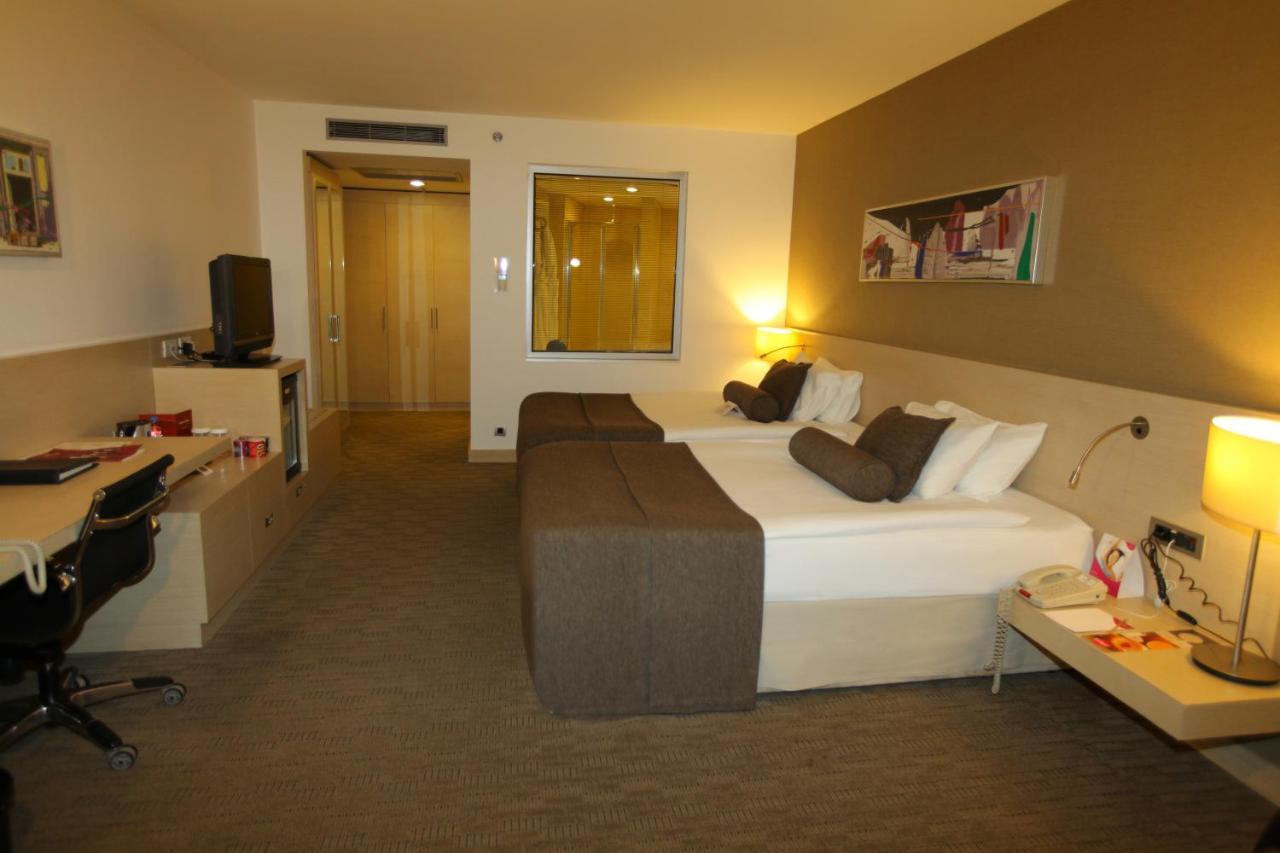 Cpankara Hotel Экстерьер фото A room at the hotel